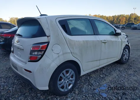 2017 Chevrolet Sonic Lt Auto из США, поврежденный, VIN 1G1JG6SH0H4143338